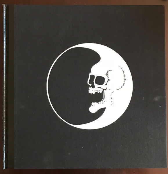 Dead Moon: The Book (SJELDEN)