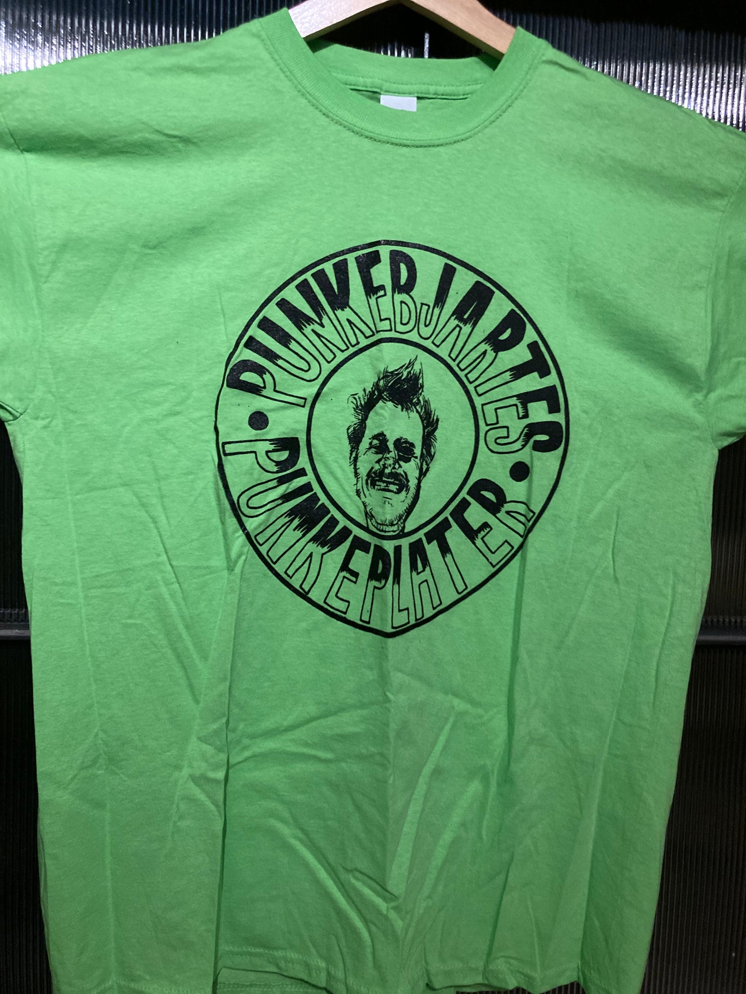 Punkebjartes Punketskjorte (nytrykk)